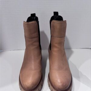 Tamaris Paris Tan Suede Chelsea Boots Size 37
